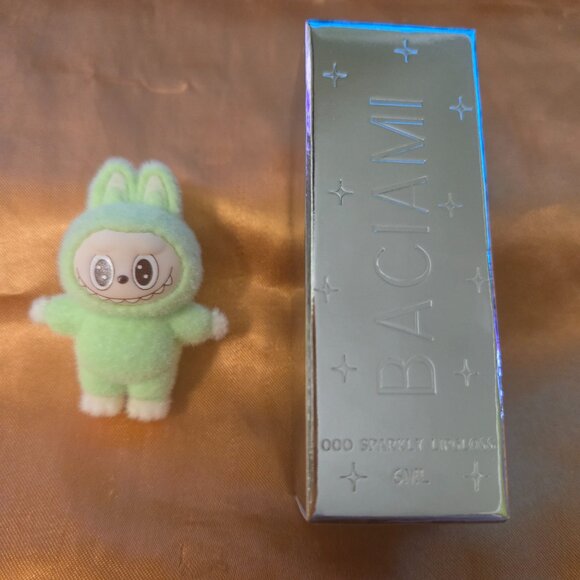 NIB Baciami Limited Edition Green Sparkle Labubu Lipgloss - Picture 2 of 4
